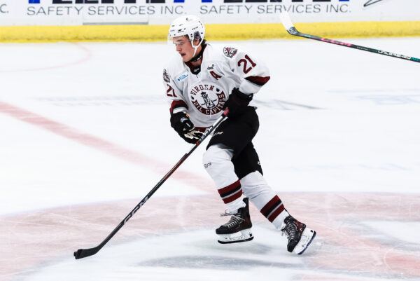 Oil Caps Sweep Titans to Extend Win Streak to Five